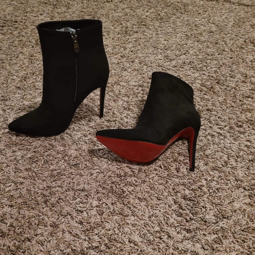 Red bottoms